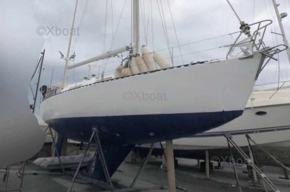 Mykolaiv 12 Robust Steel sail boat.Hull in good