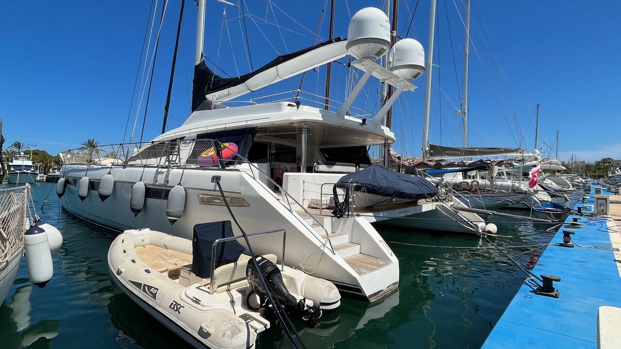 Privilège 745 (sailboat) for sale