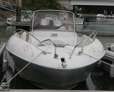 Quicksilver 720 Commander Boat Renowned for its - imagem 3