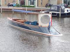 Custom Notarisboot Thames Beavertail 9.65 - imagem 4