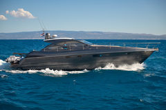 Pershing 50 - picture 2