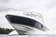 Intrepid 475 Sport Yacht - image 5