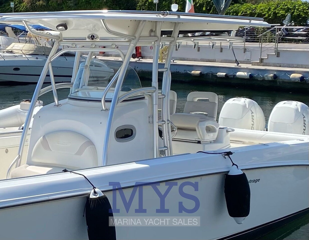 Boston Whaler 320 Outrage - immagine 2