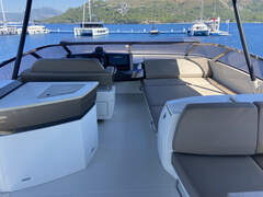 Marquis 630 SY Sport Yacht - image 9