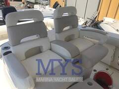 Boston Whaler Outrage 320 - picture 9