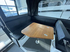 Buster Phantom Cabin - picture 5