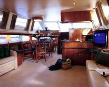 Carver 506 Motor Yacht - picture 10