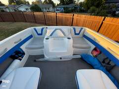 Bayliner Discovery 195 - picture 8