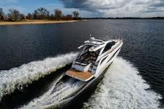 Galeon 405 HTS - picture 4