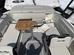 Sea Ray 230 SPXE - picture 4