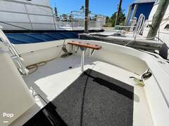 Hatteras 36 Convertible - picture 9