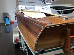 Riva Florida Classic Boat auf Lager - image 8