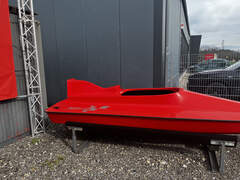 GT60 Carbon Rennboot aus Kohlefaser, Innen Ausgebaut - foto 8