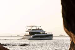 Fountaine Pajot MY 5 - picture 4