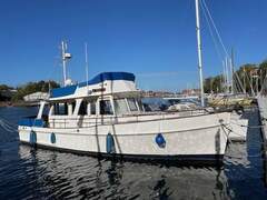 Grand Banks 42 Europa - picture 1