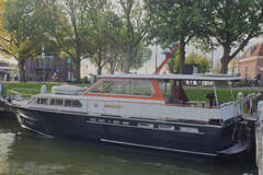 Lutje Motoryacht - picture 1