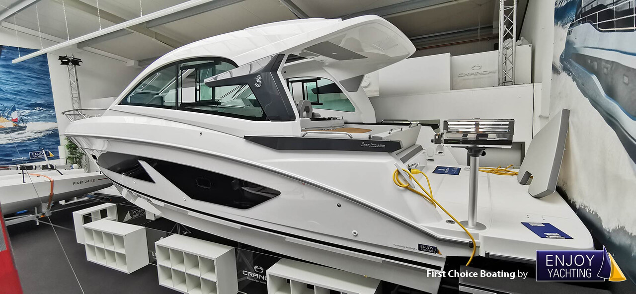 Bénéteau Gran Turismo GT 32 Hardtop Lagerboot - fotka 2