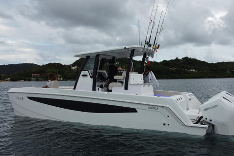 Aquila Yachts 28 Molokai