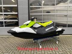 Sea-Doo Spark 2-up 900 - picture 1
