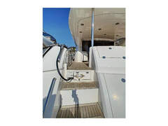 Sunseeker 82 - picture 6