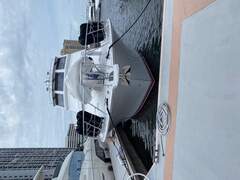Viking 54 Sport Yacht - picture 4