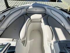 Crownline 210 - picture 5