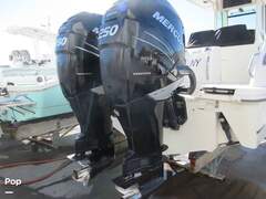 Boston Whaler 280 Outrage - picture 8