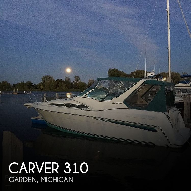 Carver 310 Mid Cabin Express