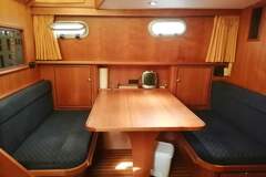 Linssen Grand Sturdy 410 AC Twin - picture 5