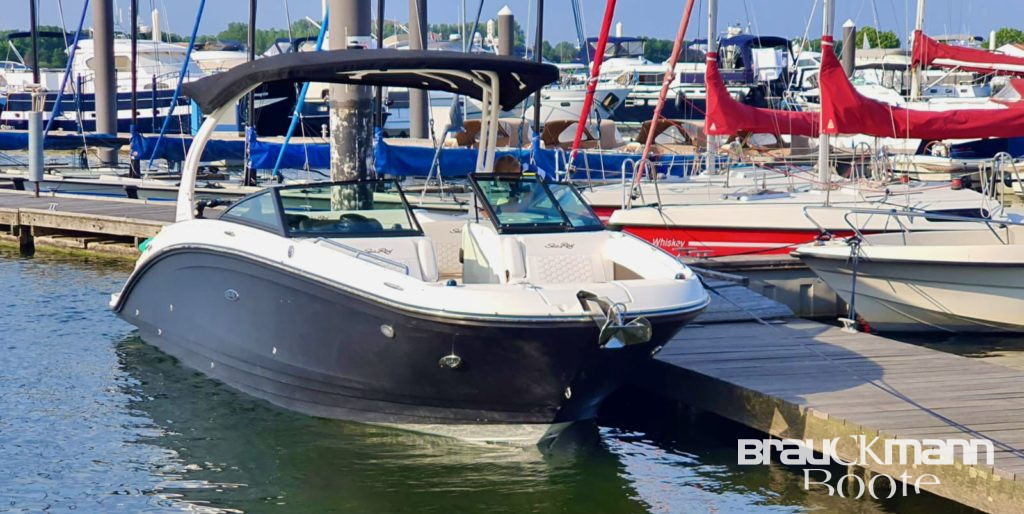 Sea Ray 270 SDX mit Brenderup 35 To Trailer - resim 2