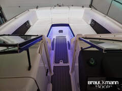 Sea Ray 270 SDX mit Brenderup 35 To Trailer - image 9