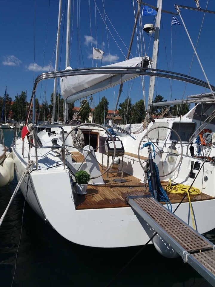 Hanse 430e (sailboat) for sale