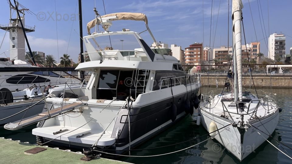 Mochi Craft 46 Fly NICE UNIT WITH Interior Refit and - resim 2