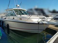 Boston Whaler 345 Conquest Superb unit in near new - image 5
