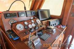 Eurobanker Trawler 42 - picture 7