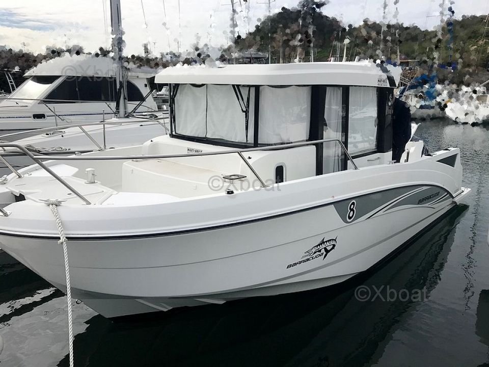 Bénéteau Barracuda 8 NEAR NEW Boat, Fusion HP 200 - resim 3