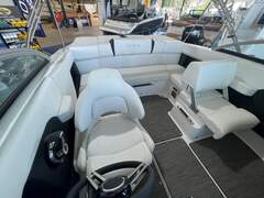 Four Winns H2 Bowrider Inboard - picture 8