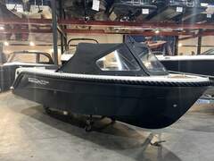 Topcraft 565 Tender - picture 1