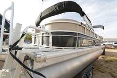 Sun Tracker Party Barge 22dlx - фото 8
