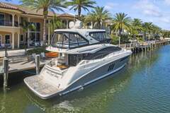 Sea Ray L590 Fly - picture 6
