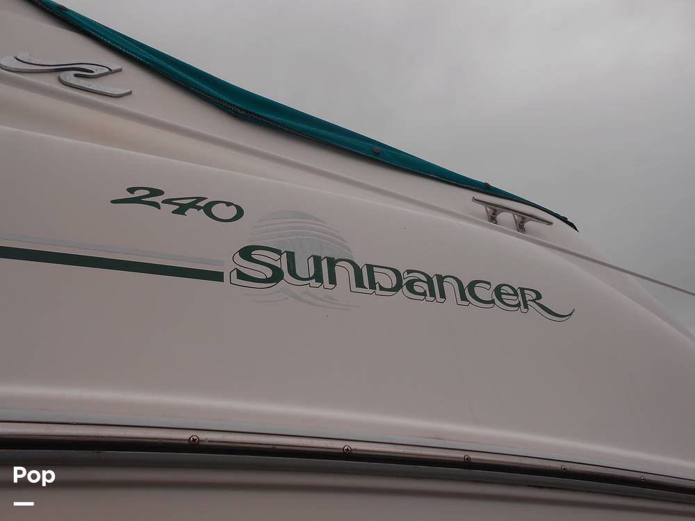 Sea Ray 240 Sundancer - фото 3