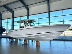 Boston Whaler Outrage 360 - picture 1