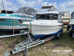 Texas 646 Pilothouse Boat - picture 2