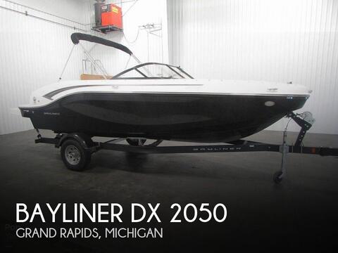 Bayliner DX 2050