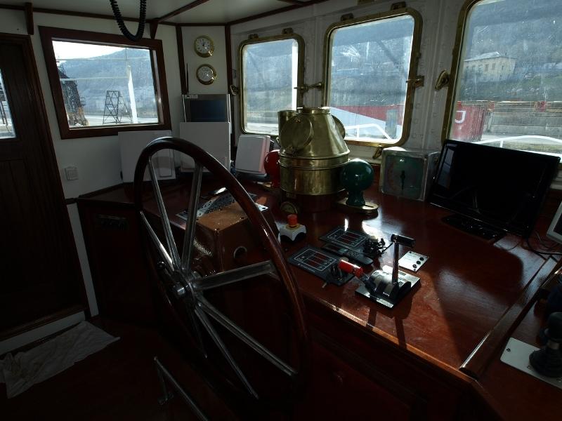 Tugboat Motor Yacht - fotka 3