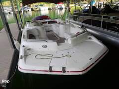 Hurricane 201 SS Sundeck - picture 6