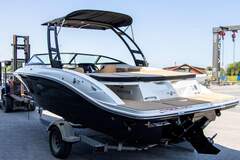 Sea Ray SPX 210 (MY2023) - picture 5