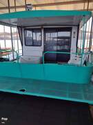 MasterCraft House Boat - picture 4