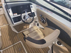 Sea Ray 230 SPXE - picture 4