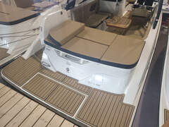 Sea Ray 230 SPXE - picture 8